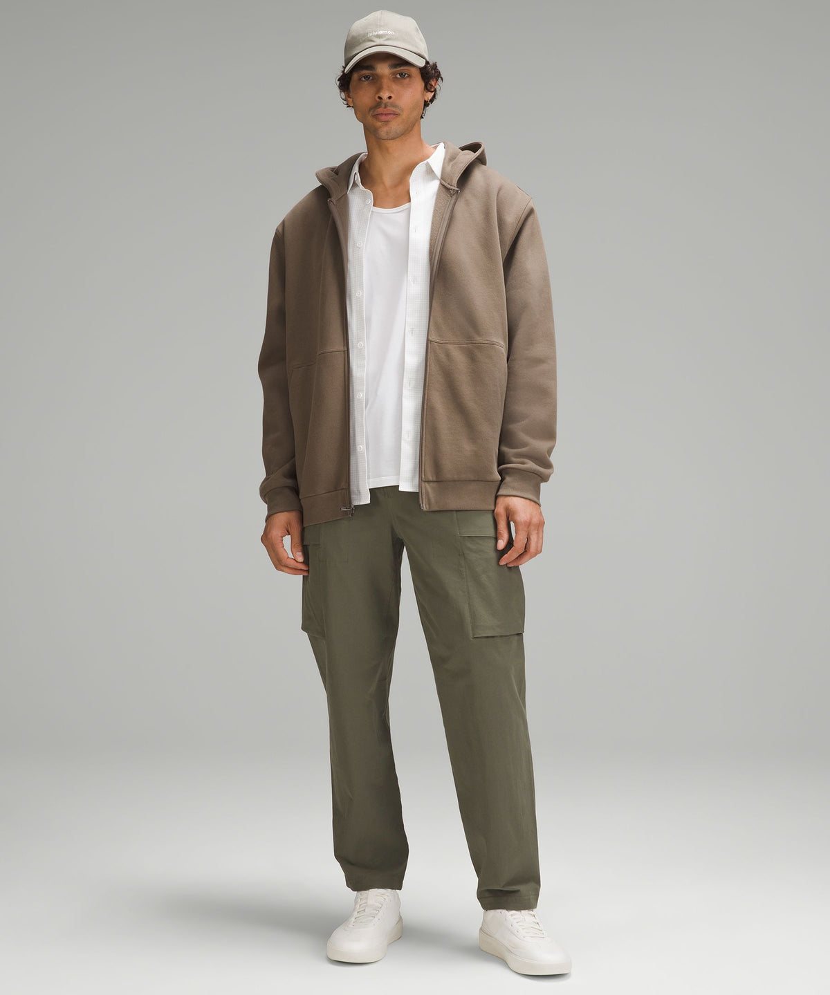 Stretch Cotton VersaTwill Relaxed-Fit Cargo Pant