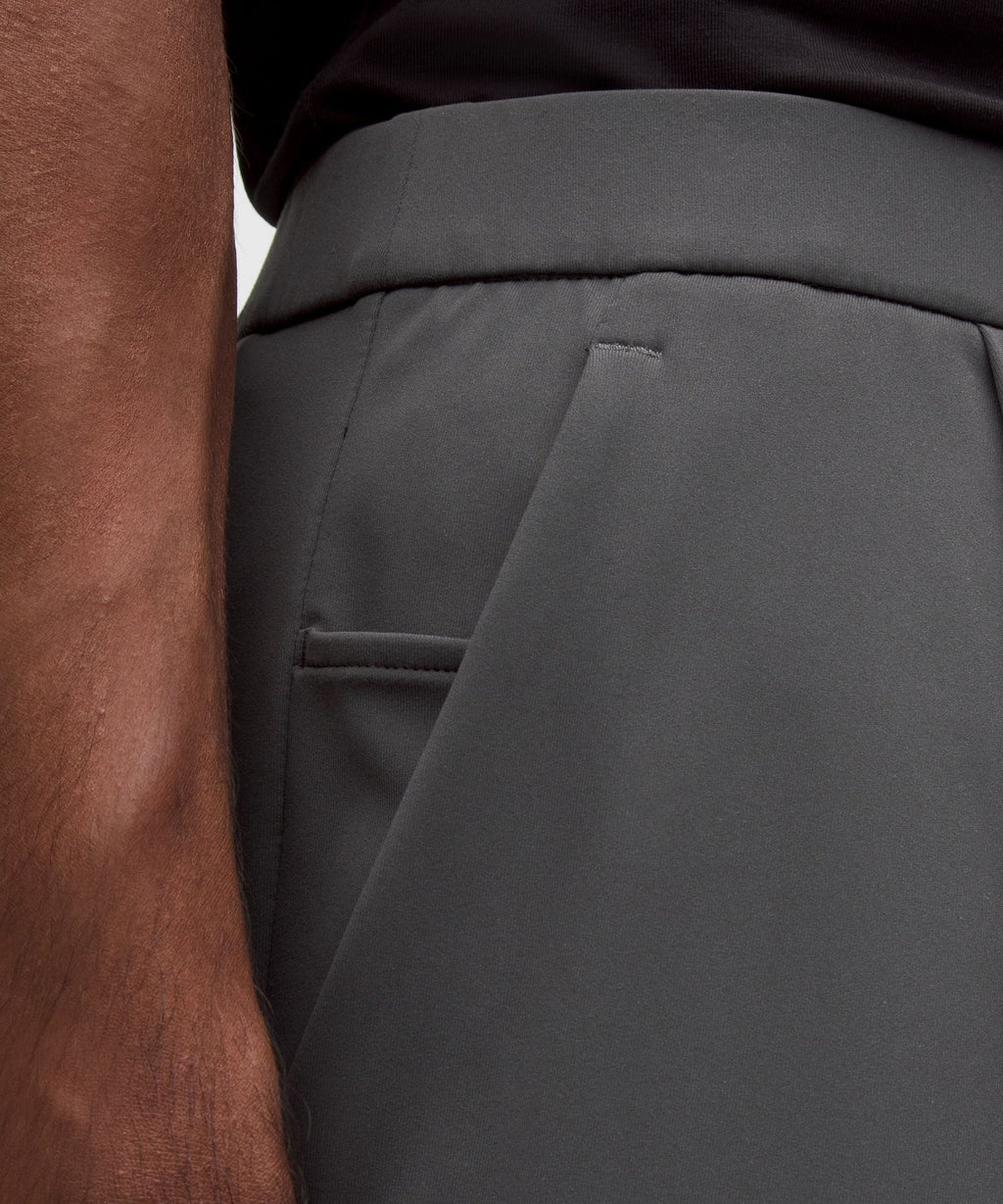 Men's Daydrift Relaxed-Fit Pleated Trouser RegularNo Belt Loops
