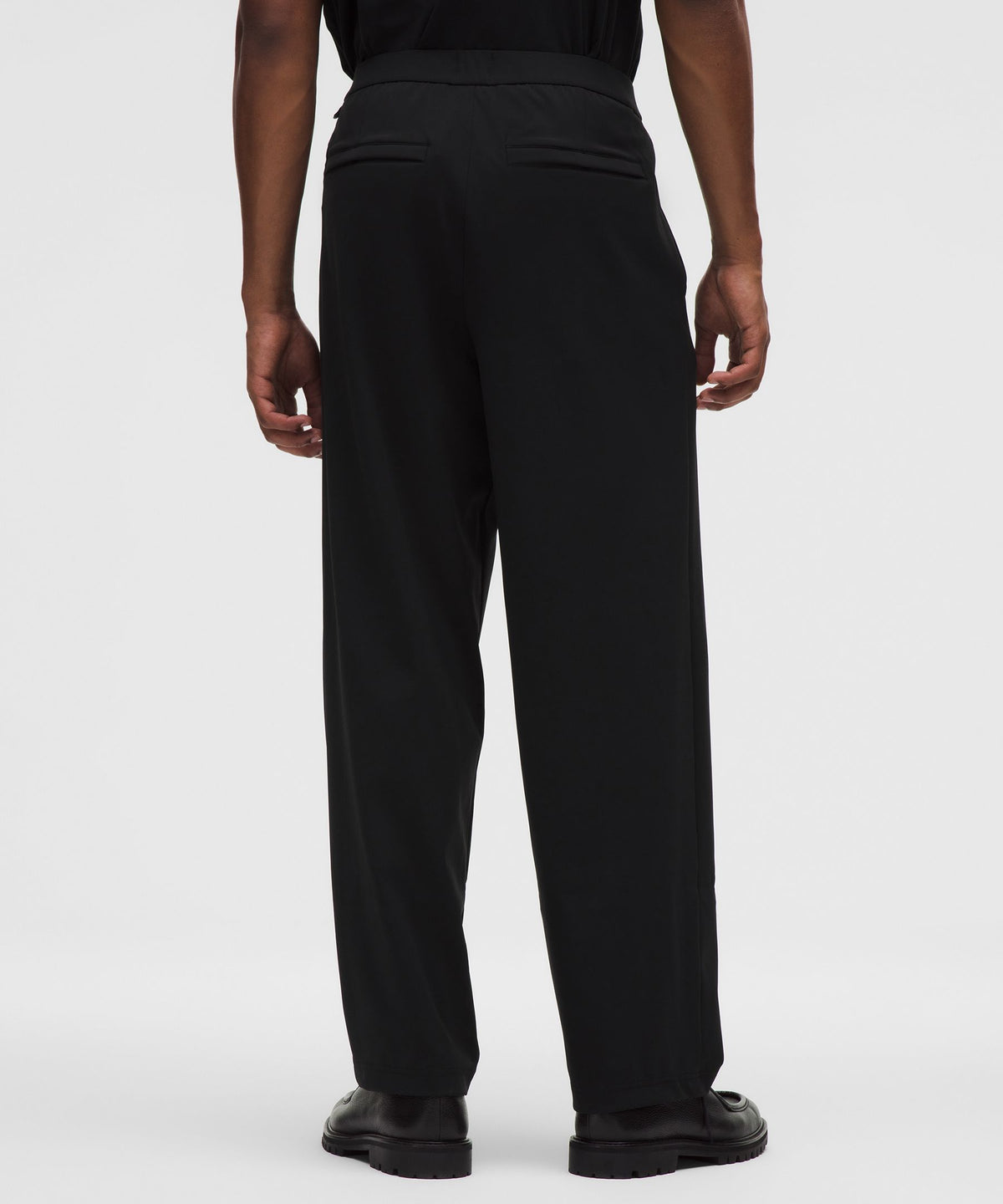Men's Daydrift Relaxed-Fit Pleated Trouser RegularNo Belt Loops