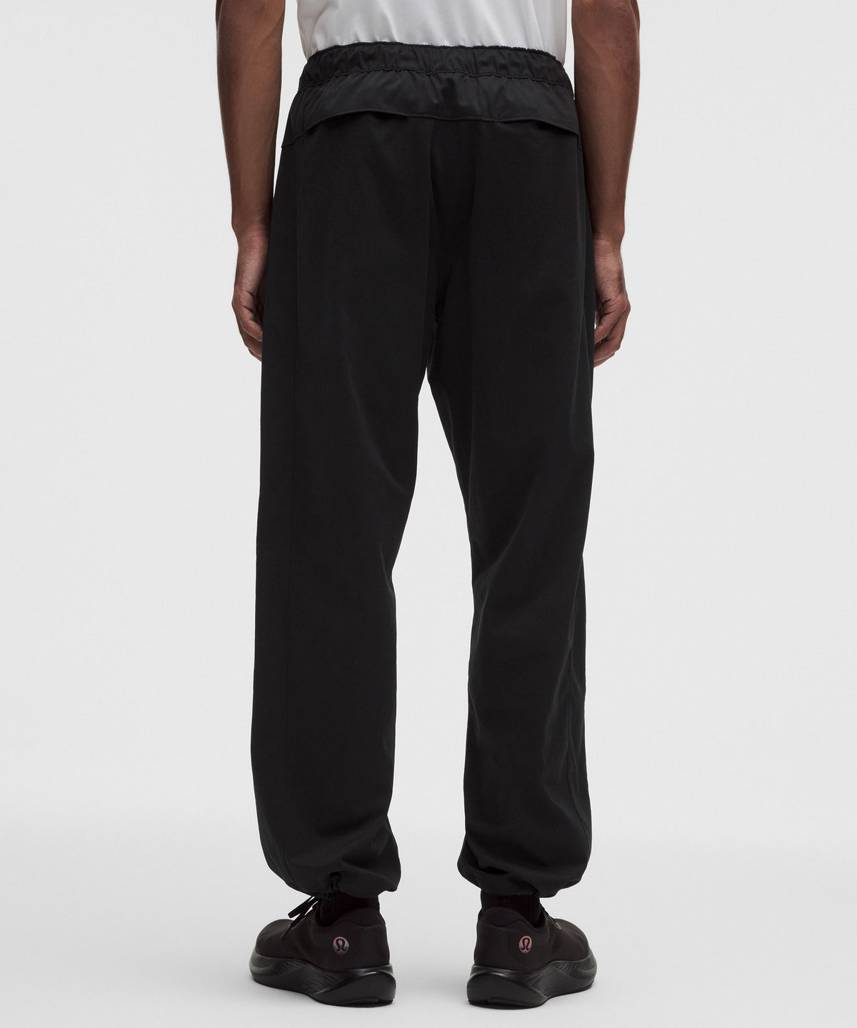 Unshaken Relaxed-Fit PantRegular