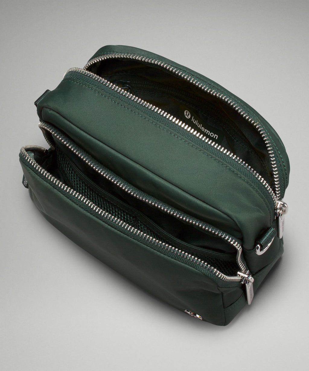 Everywhere Crossbody Bag 2LMetal Hardware