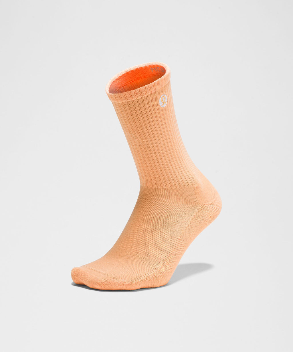 Unisex Daily Essential Crew Socks