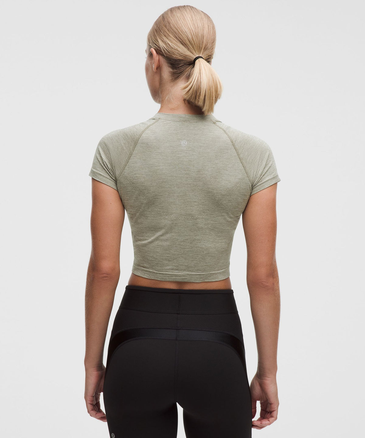 Swiftly Tech Cropped Short-Sleeve Shirt 2.0