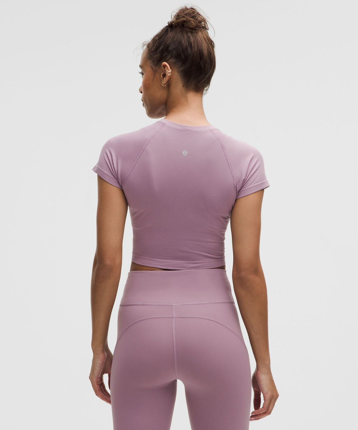 Swiftly Tech Cropped Short-Sleeve Shirt 2.0