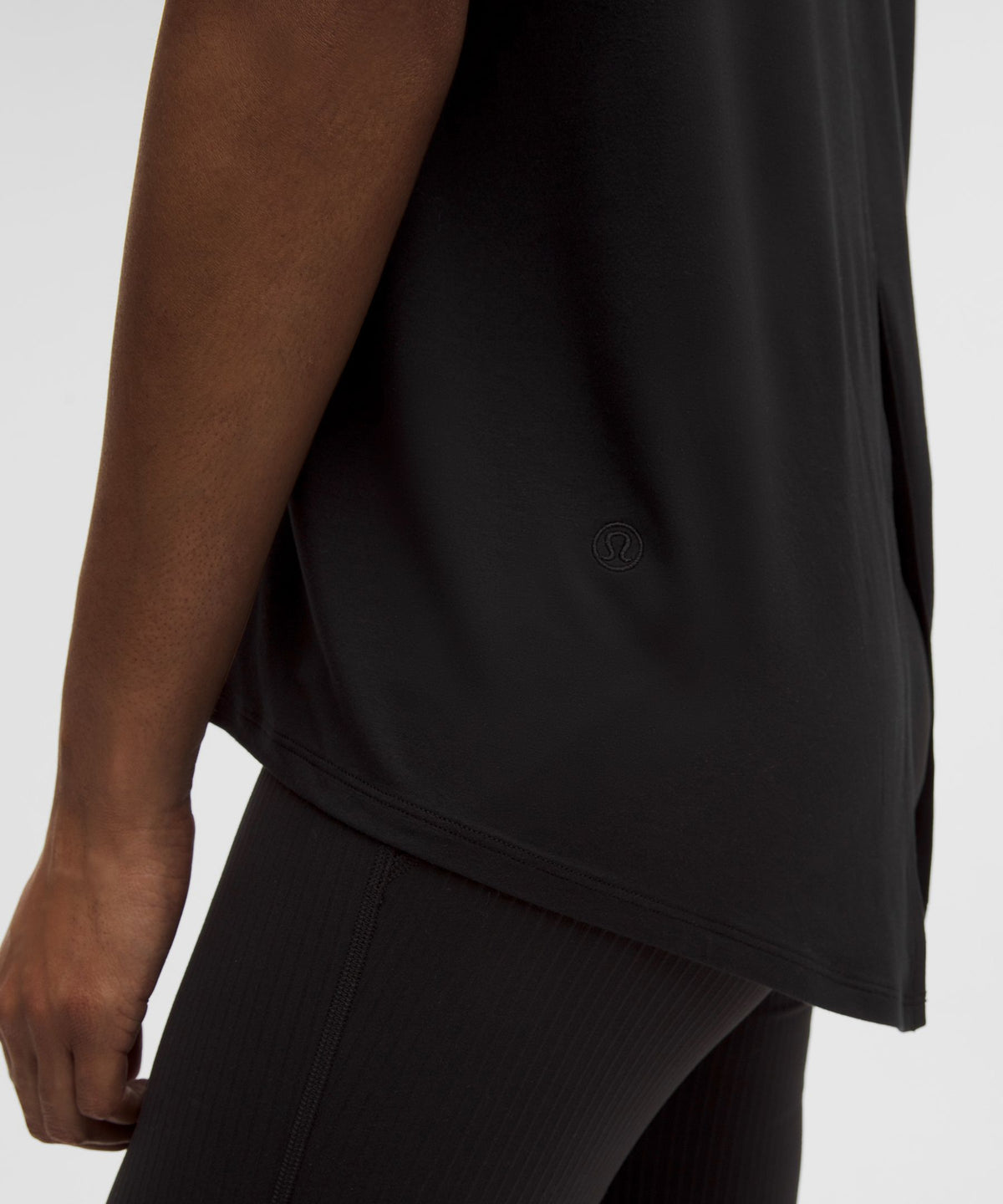 SilkyAppeal Tie-Back Short-Sleeve Shirt