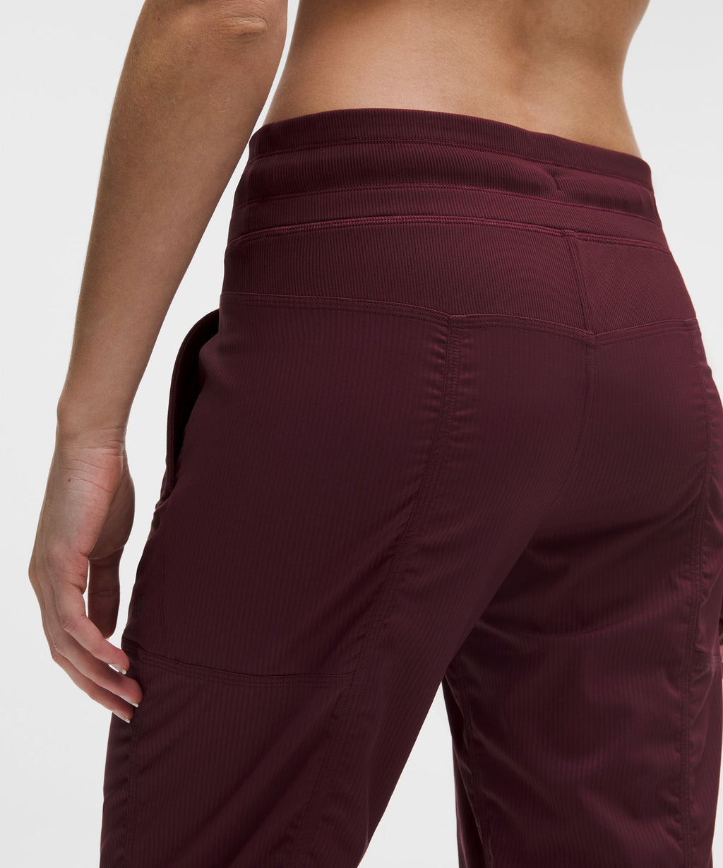 Dance Studio Mid-Rise PantShort