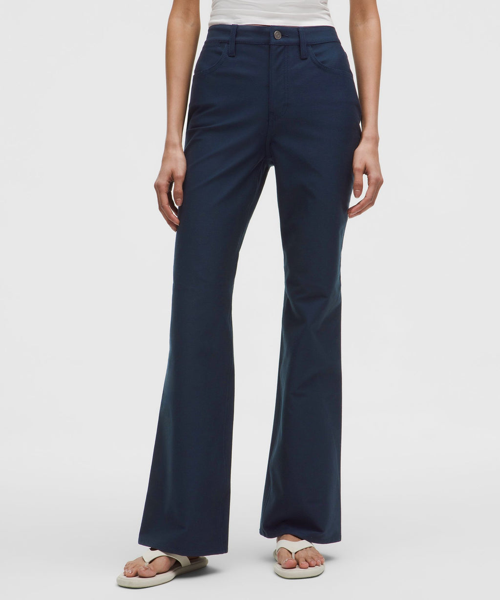 EasyFive High-Rise Subtle-Flare PantRegular