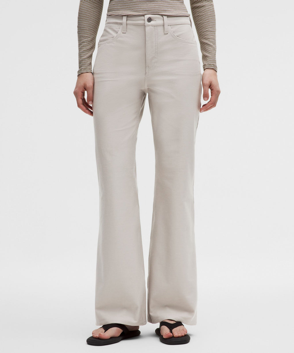 EasyFive High-Rise Subtle-Flare PantRegular