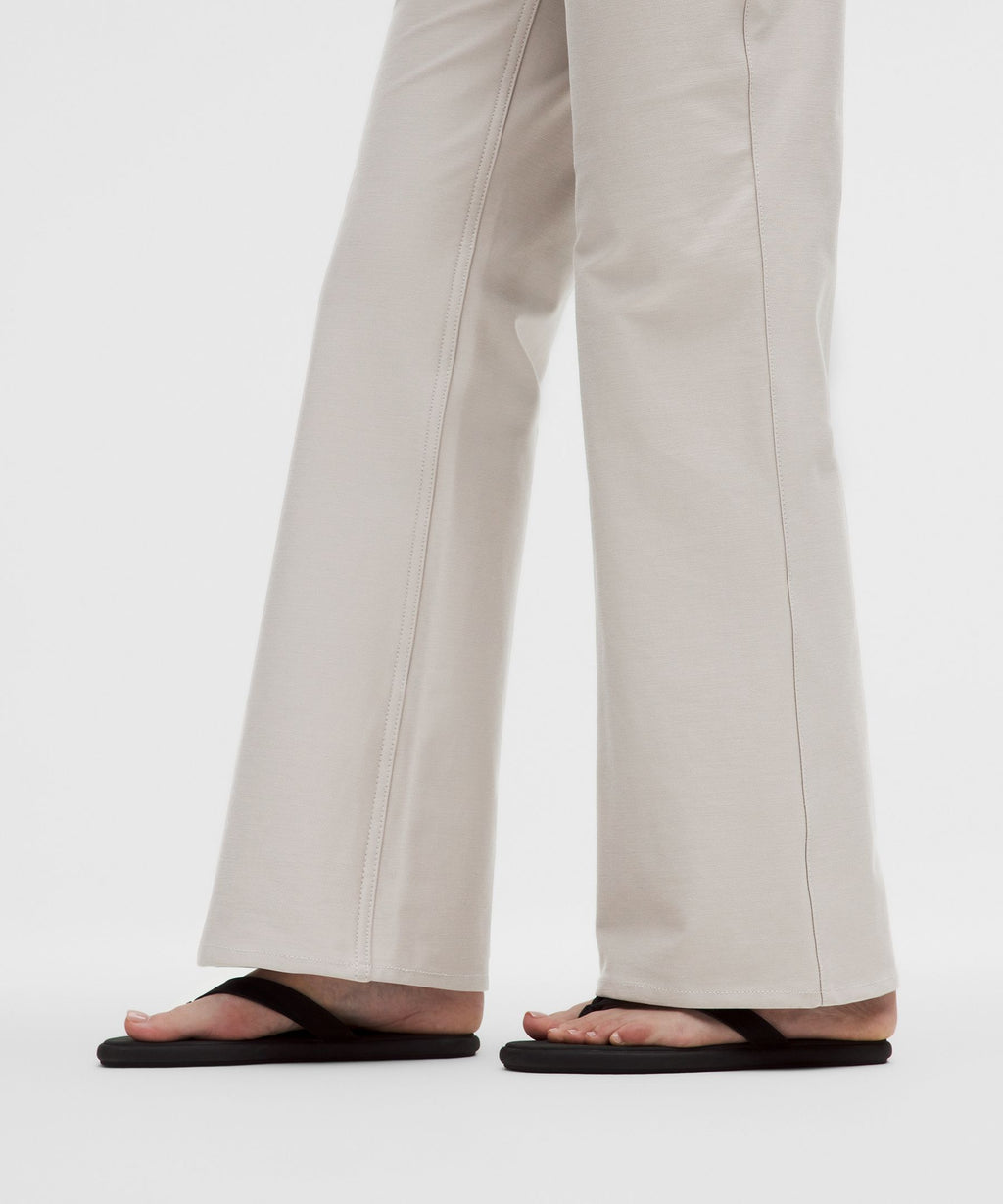 EasyFive High-Rise Subtle-Flare PantRegular