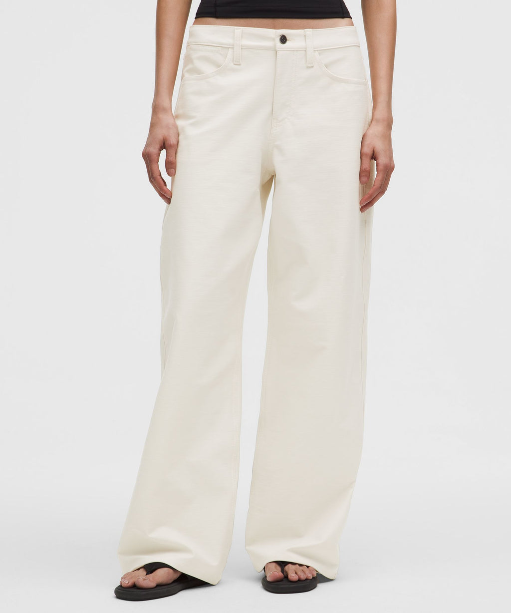 EasyFive Low-Rise Classic Wide-Leg PantShort