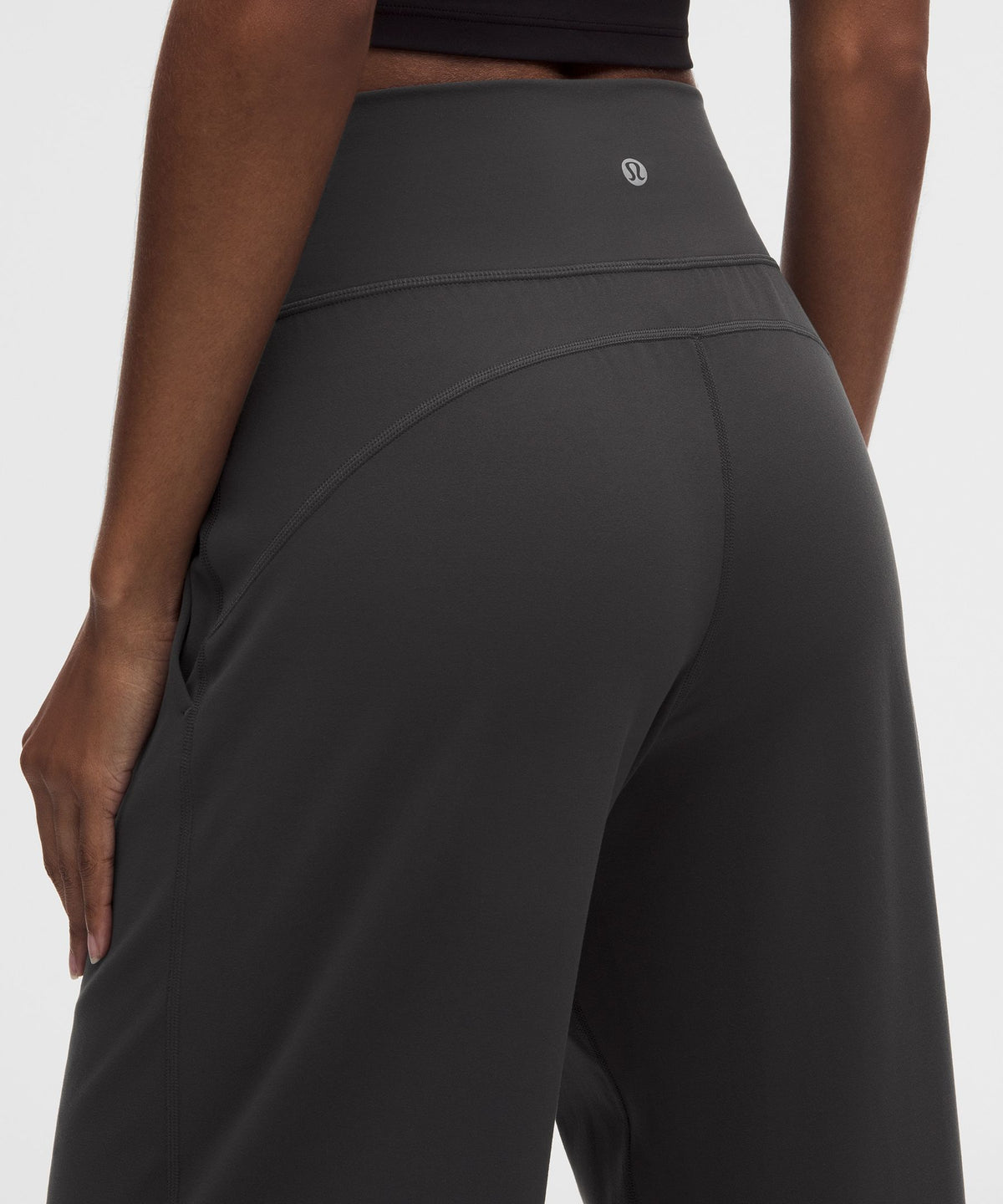 Groove High-Rise Wide-Leg PantShort