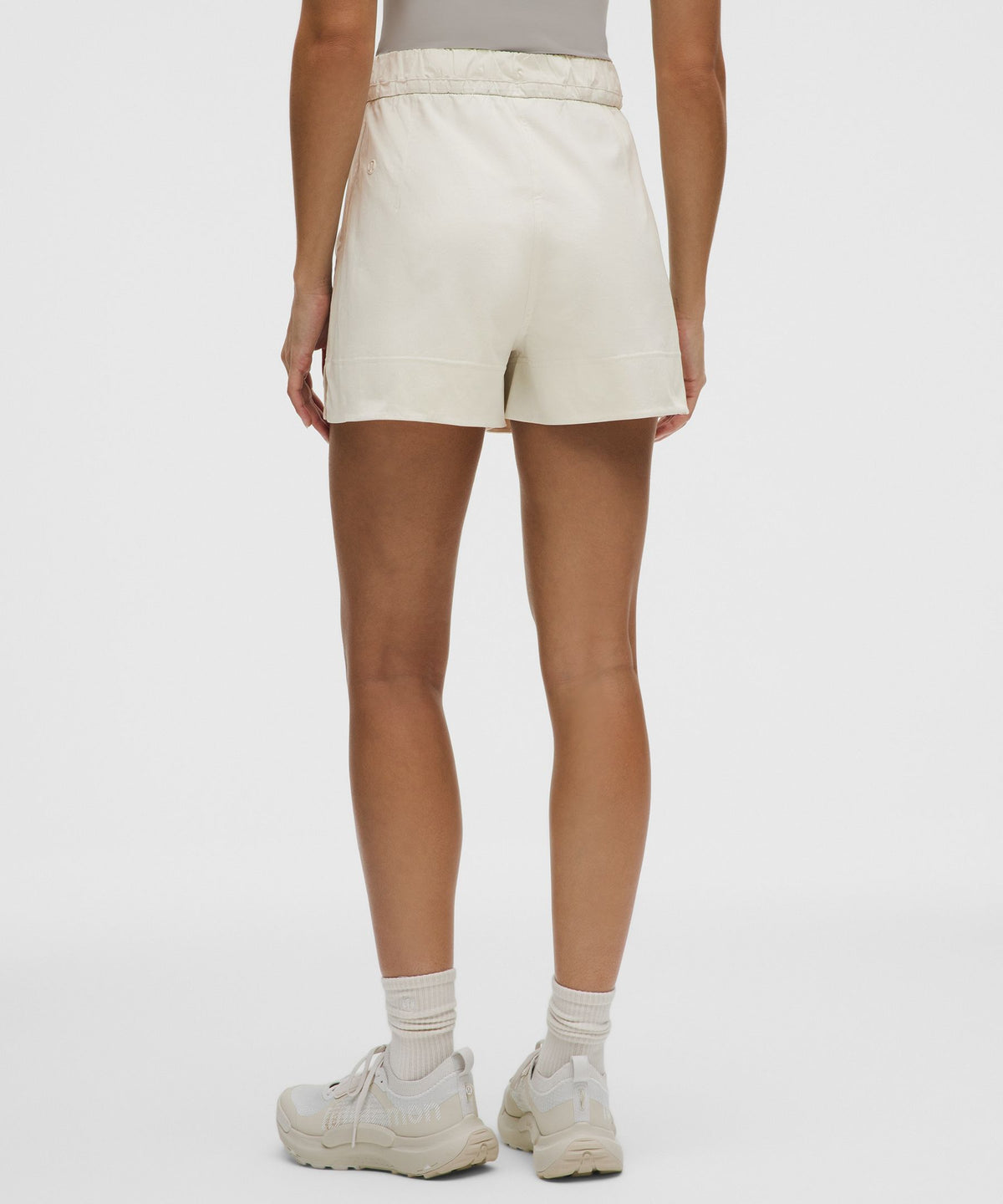 Cinchable Waist High-Rise Woven Short 3.5"