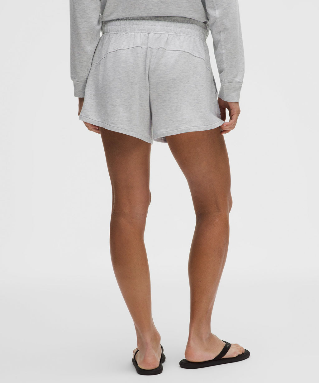 BeCalm Mid-Rise Wide-Waistband Short 3"
