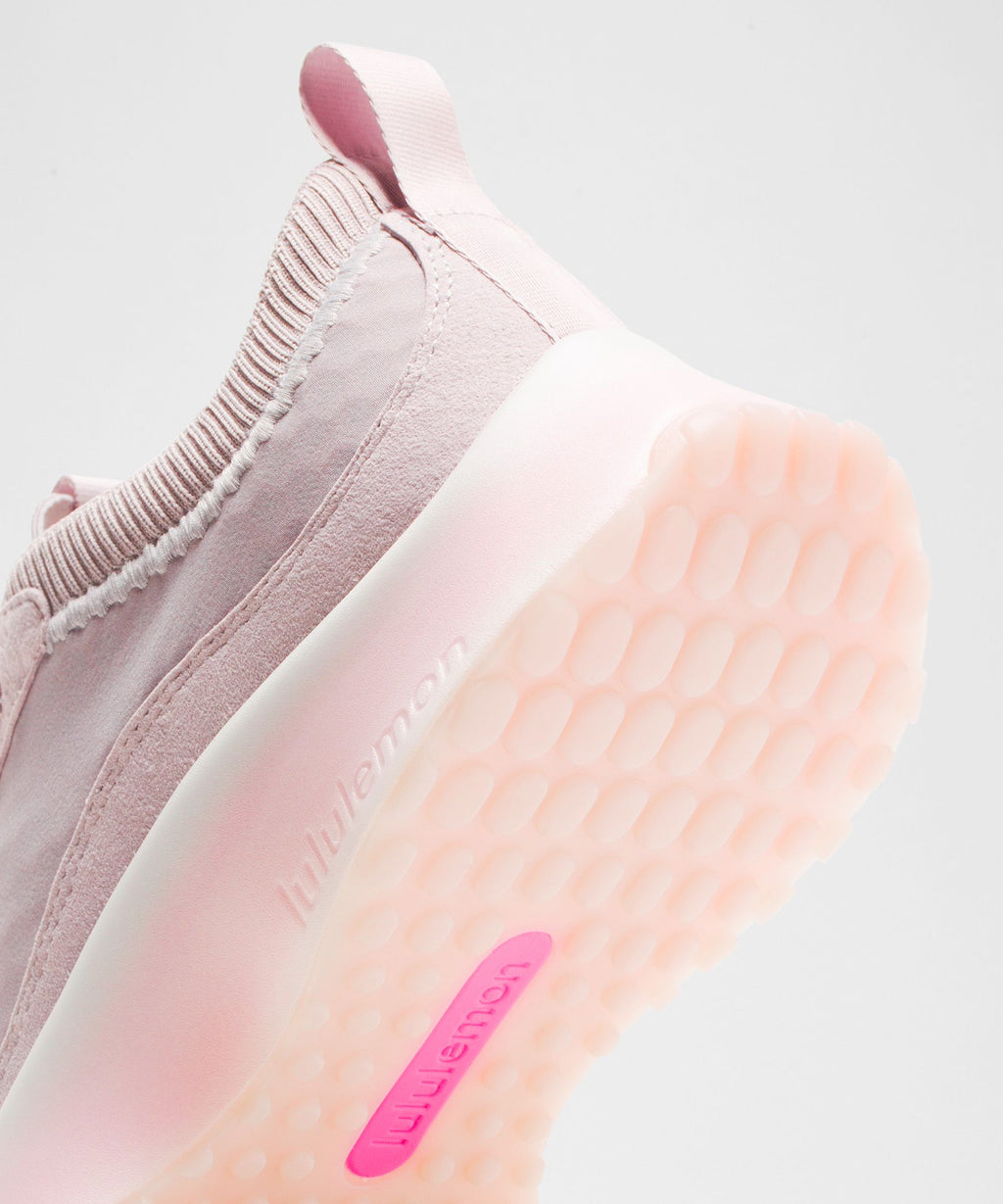 Women's CrossCity Sneaker
