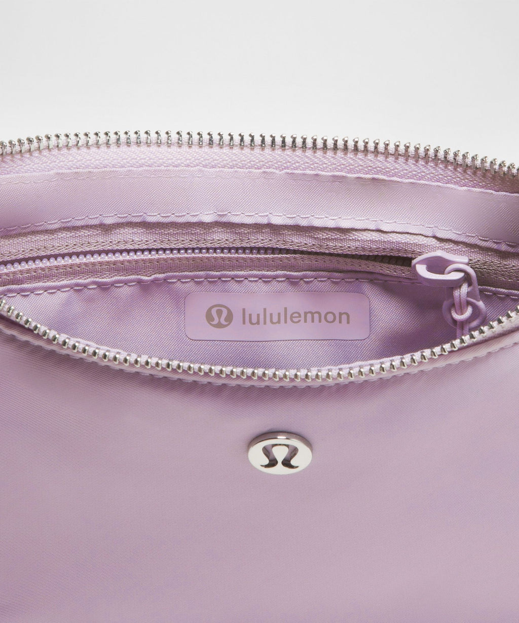 City Essentials Small Shoulder Bag 3L